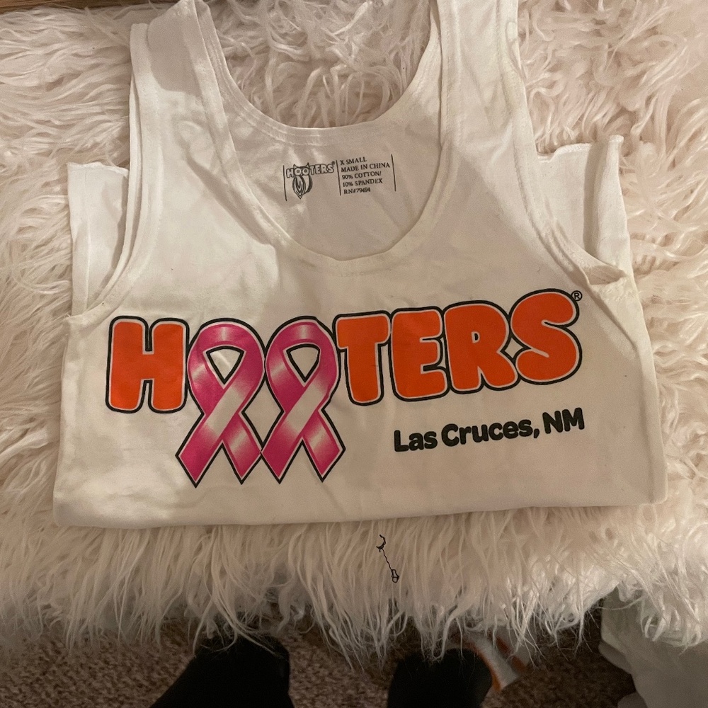 HOOTERS uniform cancer awareness shirt